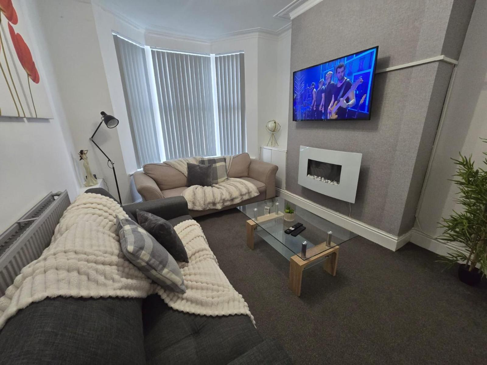 Quarto 3 Em Kensington ลิเวอร์พูล ภายนอก รูปภาพ